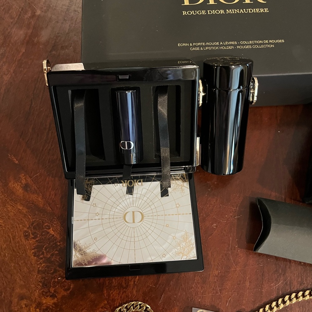 Dior Rouge Minaudière with Gold Accents Purse lipstick crossbody chain dustbag - Picture 4 of 5